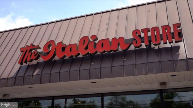 5509 10TH ST N, Arlington, VA 22205