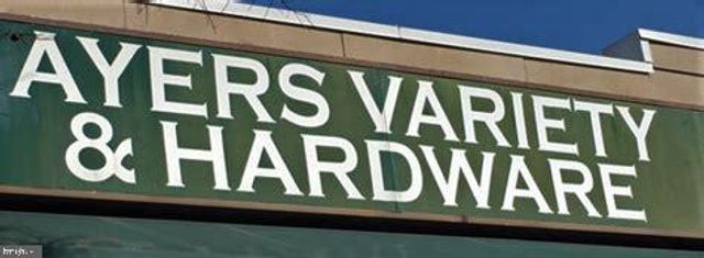 5509 10TH ST N, Arlington, VA 22205