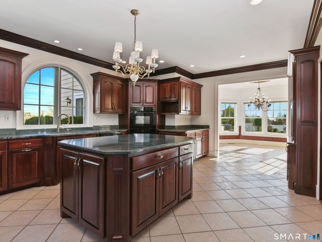 7 Long Meadow Lane, Redding, CT 06896