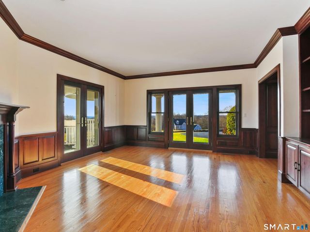 7 Long Meadow Lane, Redding, CT 06896