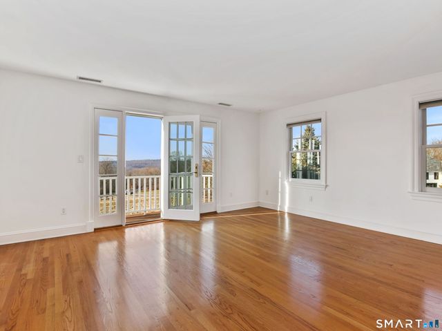 7 Long Meadow Lane, Redding, CT 06896