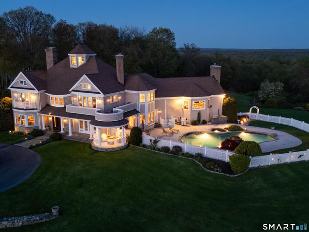 7 Long Meadow Lane, Redding, CT 06896