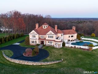 7 Long Meadow Lane, Redding, CT 06896