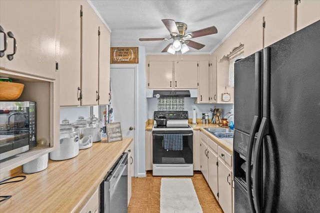 622 Paulk Rd, Dothan, AL 36301