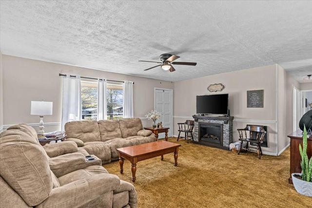 622 Paulk Rd, Dothan, AL 36301