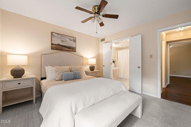 108 Ephesus Church Road Apt 502, Chapel Hill, NC 27517