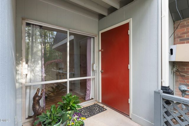 108 Ephesus Church Road Apt 502, Chapel Hill, NC 27517