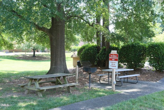 108 Ephesus Church Road Apt 502, Chapel Hill, NC 27517