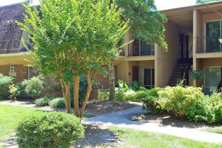 108 Ephesus Church Road Apt 502, Chapel Hill, NC 27517