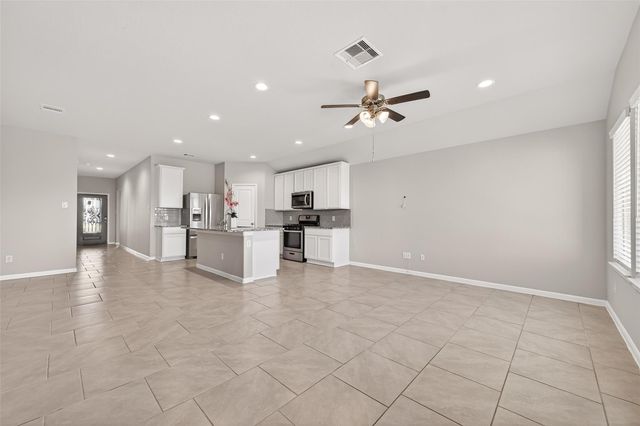 7558 Highland Chase Drive, Richmond, TX 77407