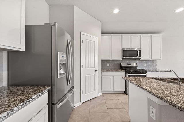 7558 Highland Chase Drive, Richmond, TX 77407