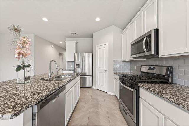 7558 Highland Chase Drive, Richmond, TX 77407