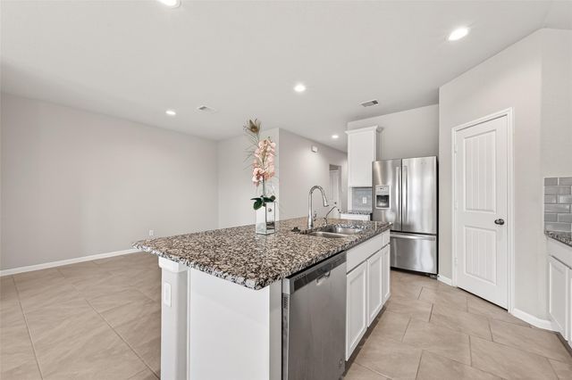 7558 Highland Chase Drive, Richmond, TX 77407