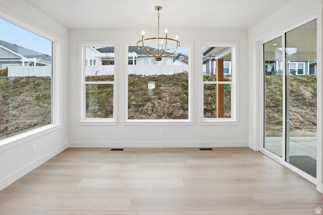 128 N 900 E, Hyde Park, UT 84318