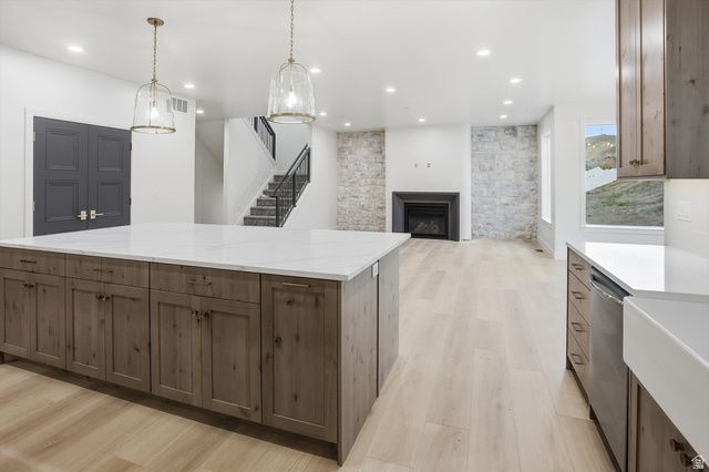 128 N 900 E, Hyde Park, UT 84318