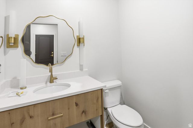 128 N 900 E, Hyde Park, UT 84318