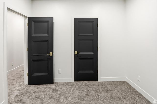 128 N 900 E, Hyde Park, UT 84318