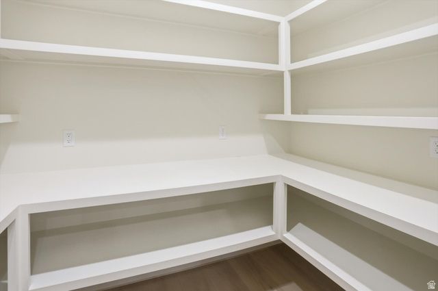 128 N 900 E, Hyde Park, UT 84318