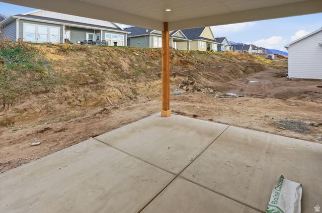 128 N 900 E, Hyde Park, UT 84318