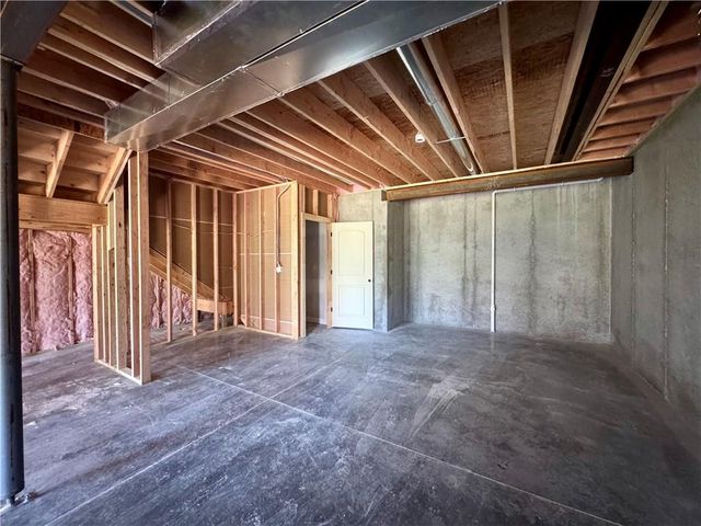 7711 NE 103rd Terrace, Kansas City, MO 64157