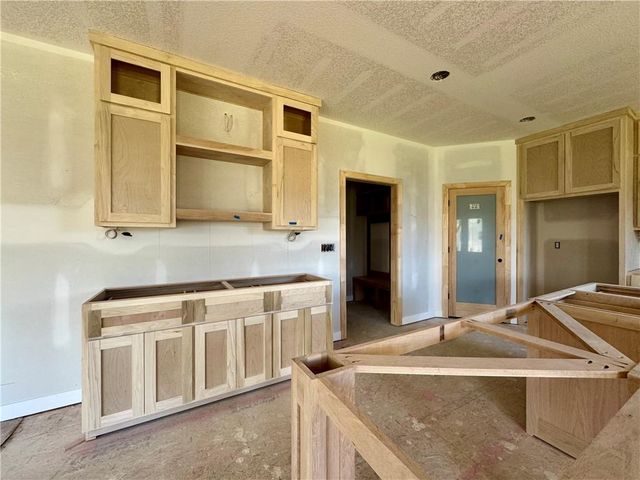 7711 NE 103rd Terrace, Kansas City, MO 64157
