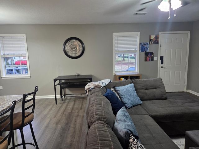 97 River Oaks Commons, Searcy, AR 72143