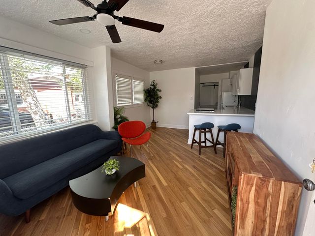 813 Marquette Avenue NW, Albuquerque, NM 87102