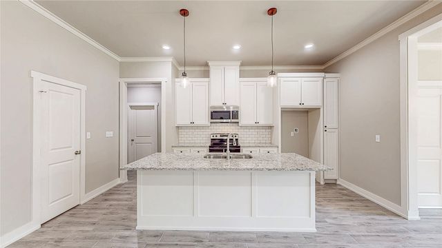 213 S Loveless Street, Bullard, TX 75757