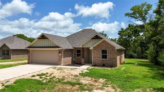 213 S Loveless Street, Bullard, TX 75757
