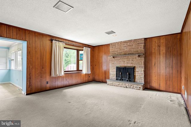 6 VILONE PL, Wilmington, DE 19805