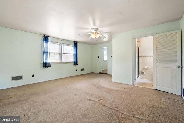 6 VILONE PL, Wilmington, DE 19805