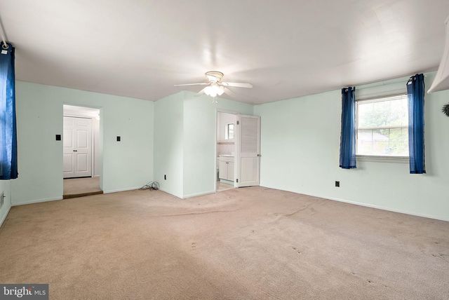 6 VILONE PL, Wilmington, DE 19805