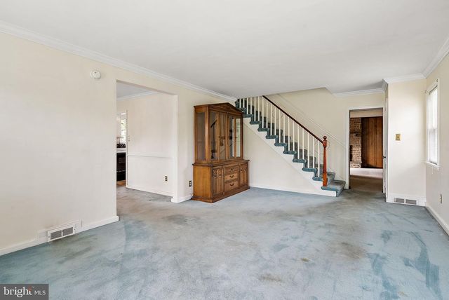6 VILONE PL, Wilmington, DE 19805
