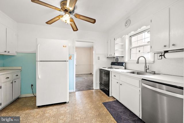 6 VILONE PL, Wilmington, DE 19805