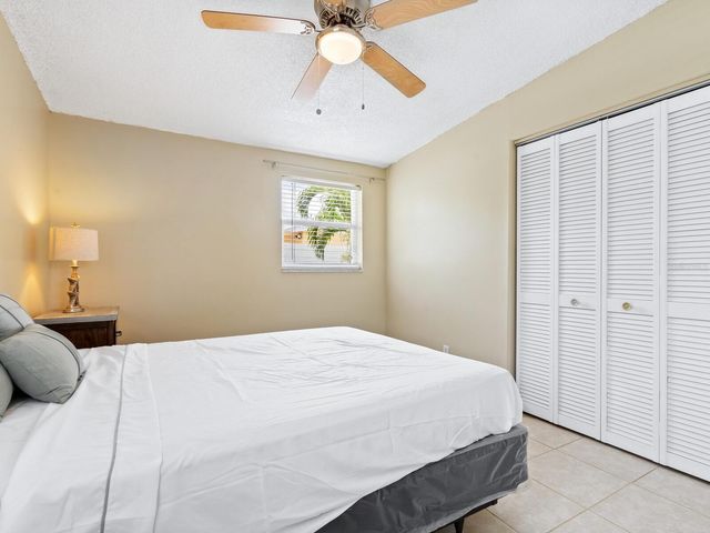 3115 BAY DRIVE, Bradenton, FL 34207