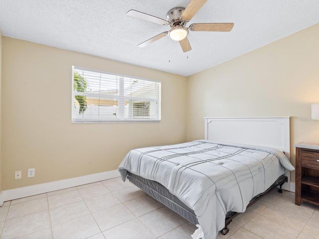 3115 BAY DRIVE, Bradenton, FL 34207