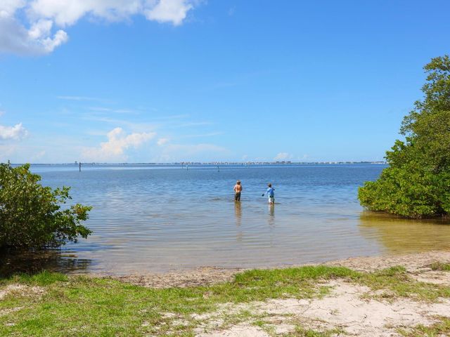3115 BAY DRIVE, Bradenton, FL 34207