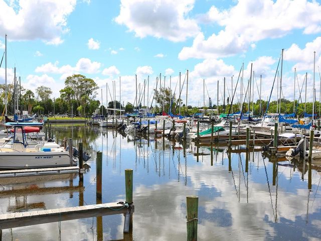 3115 BAY DRIVE, Bradenton, FL 34207