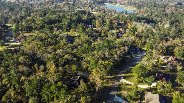 1410 Amber Cove, Willis, TX 77378