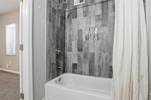 2400 Leticoe St, South Side, PA 15203