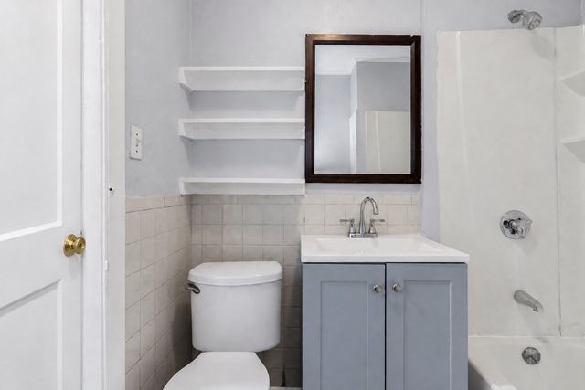 21-23 Lafayette Ave 2, Lawrence, MA 01843