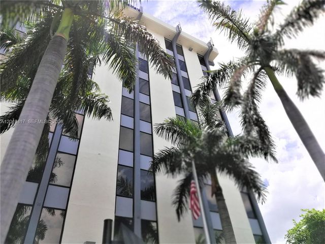 12550 Biscayne Blvd 605, North Miami, FL 33181