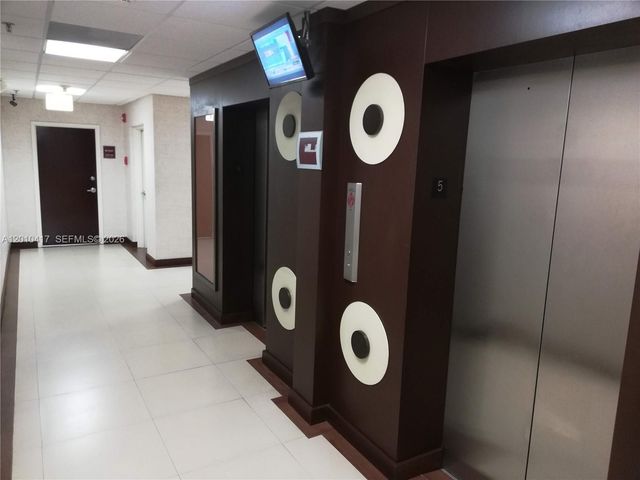 12550 Biscayne Blvd 605, North Miami, FL 33181