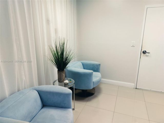 12550 Biscayne Blvd 605, North Miami, FL 33181