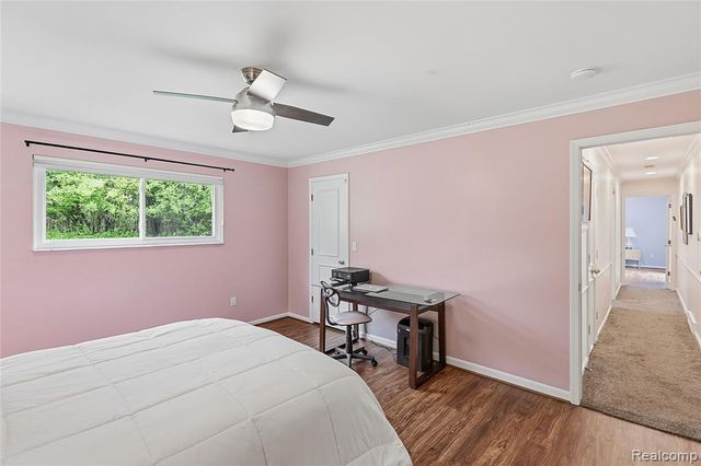 4042 Chablis Street, West Bloomfield, MI 48323