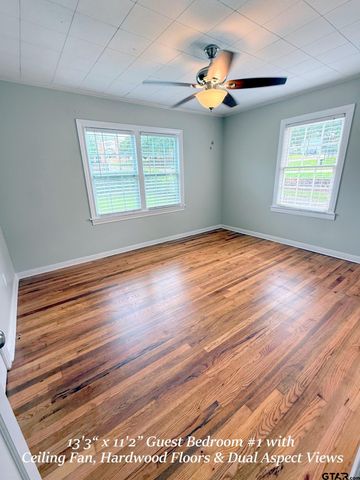 902 W 9th St., Tyler, TX 75701