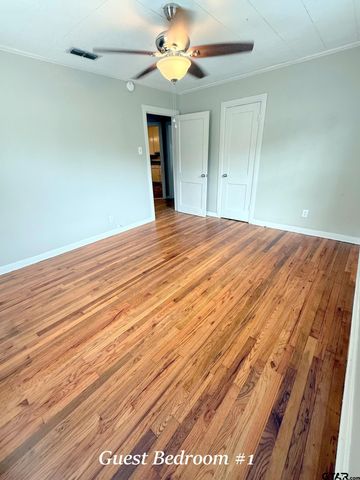 902 W 9th St., Tyler, TX 75701