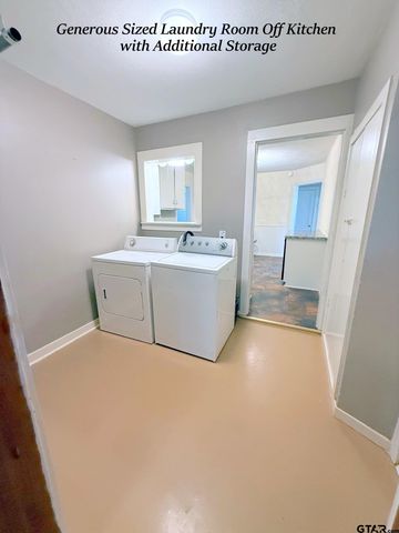 902 W 9th St., Tyler, TX 75701