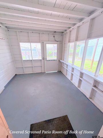 902 W 9th St., Tyler, TX 75701