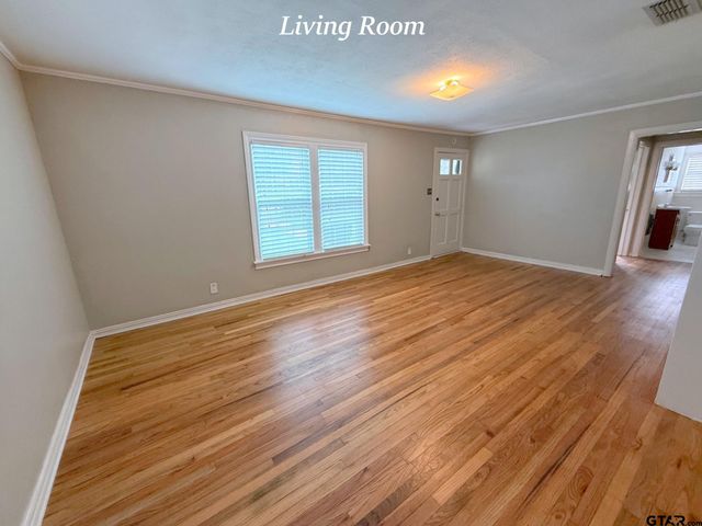 902 W 9th St., Tyler, TX 75701